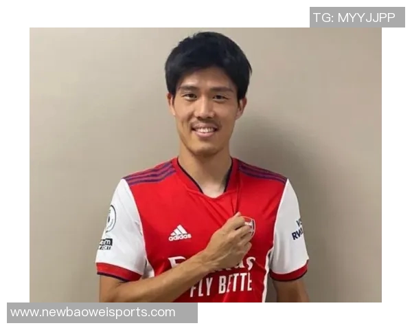 富安健洋与阿贾克斯签约至明夏合同依据表现而定